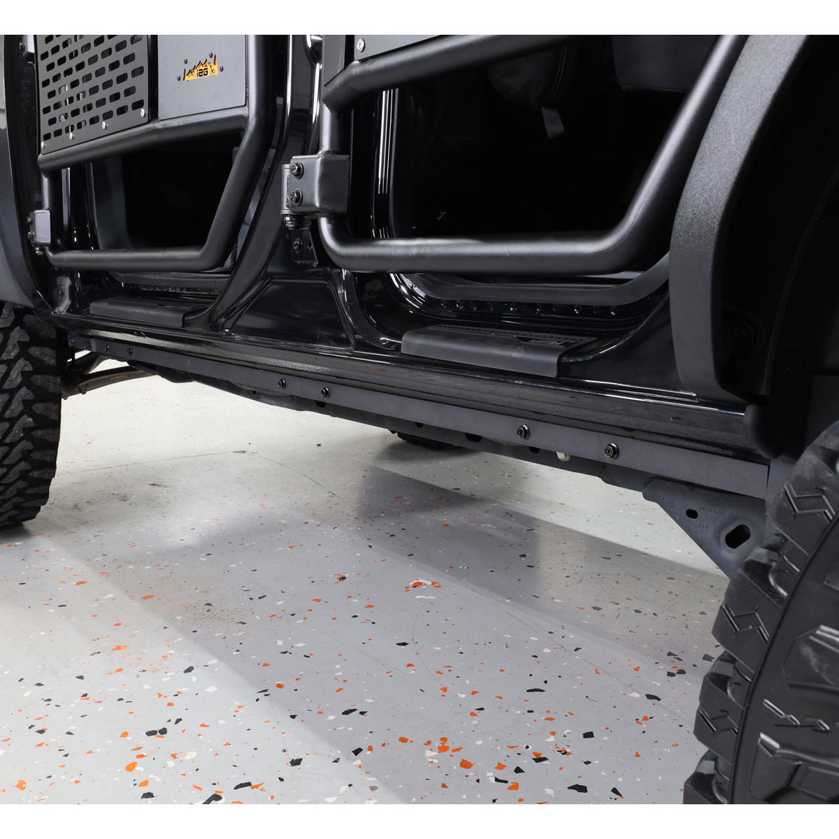 IAG I-Line Pinch Weld Cover for 2021+ Ford Bronco Four Door, Black Powder Coated Steel - IAG-BDY-F3039