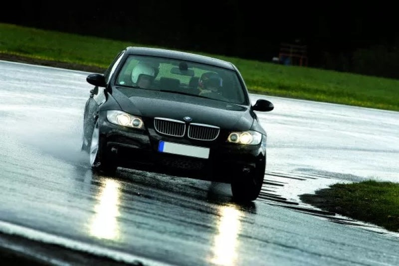 Ohlins 06-11 BMW 1/3-Series (E8X/E9X) RWD Road &amp; Track Coilover System