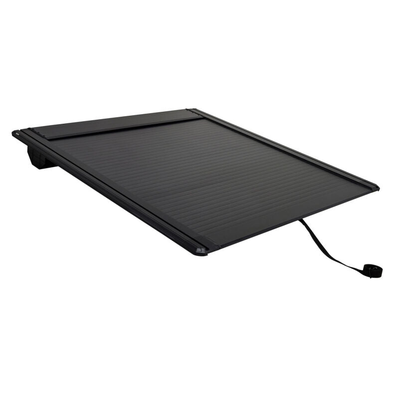 Westin 19-26 GM Silverado/Sierra 1500 5ft 8in Bed Manual Retractable Tonneau Cover - Black - 19-64745