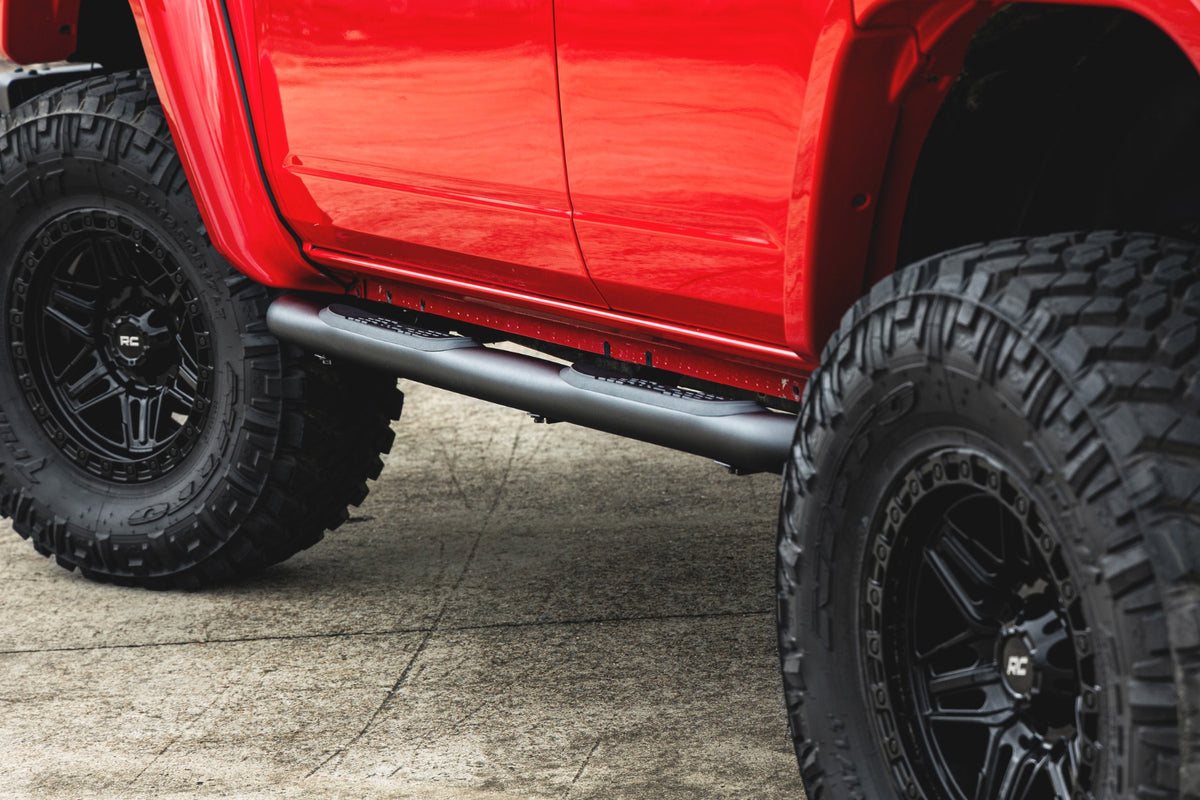 Rough Country - Nerf Steps - 3-Inch Tube - 4-Door - Ford Bronco 4WD (2021-2026) - 43007