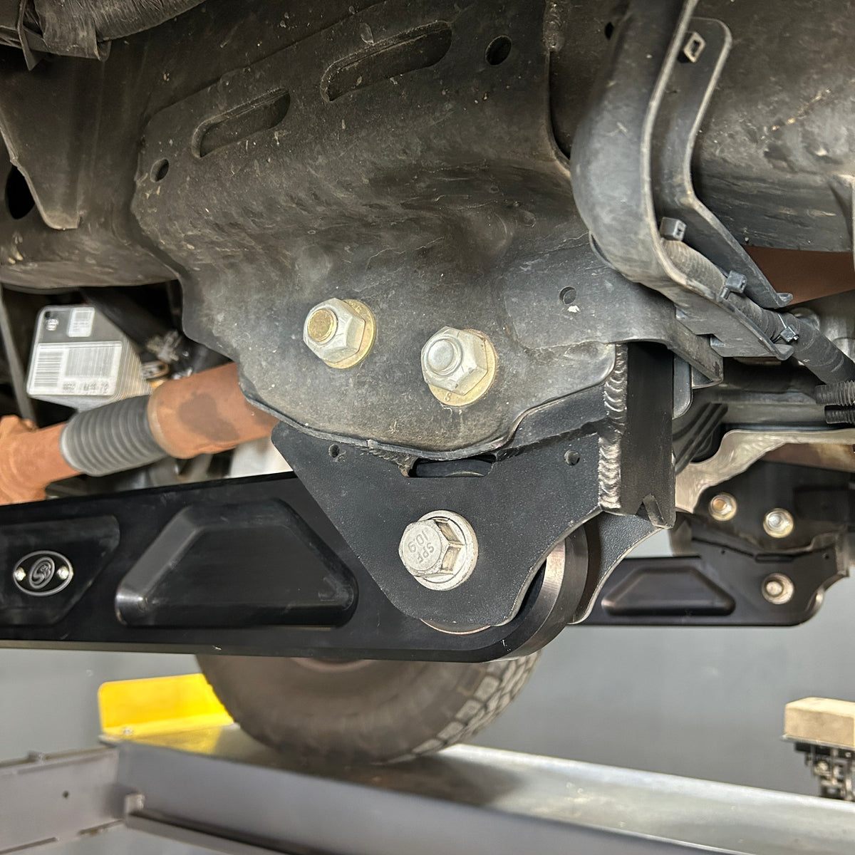 S&amp;B 2.5&quot; Standard Kit For 2017-2022 F250/F350 - 105502