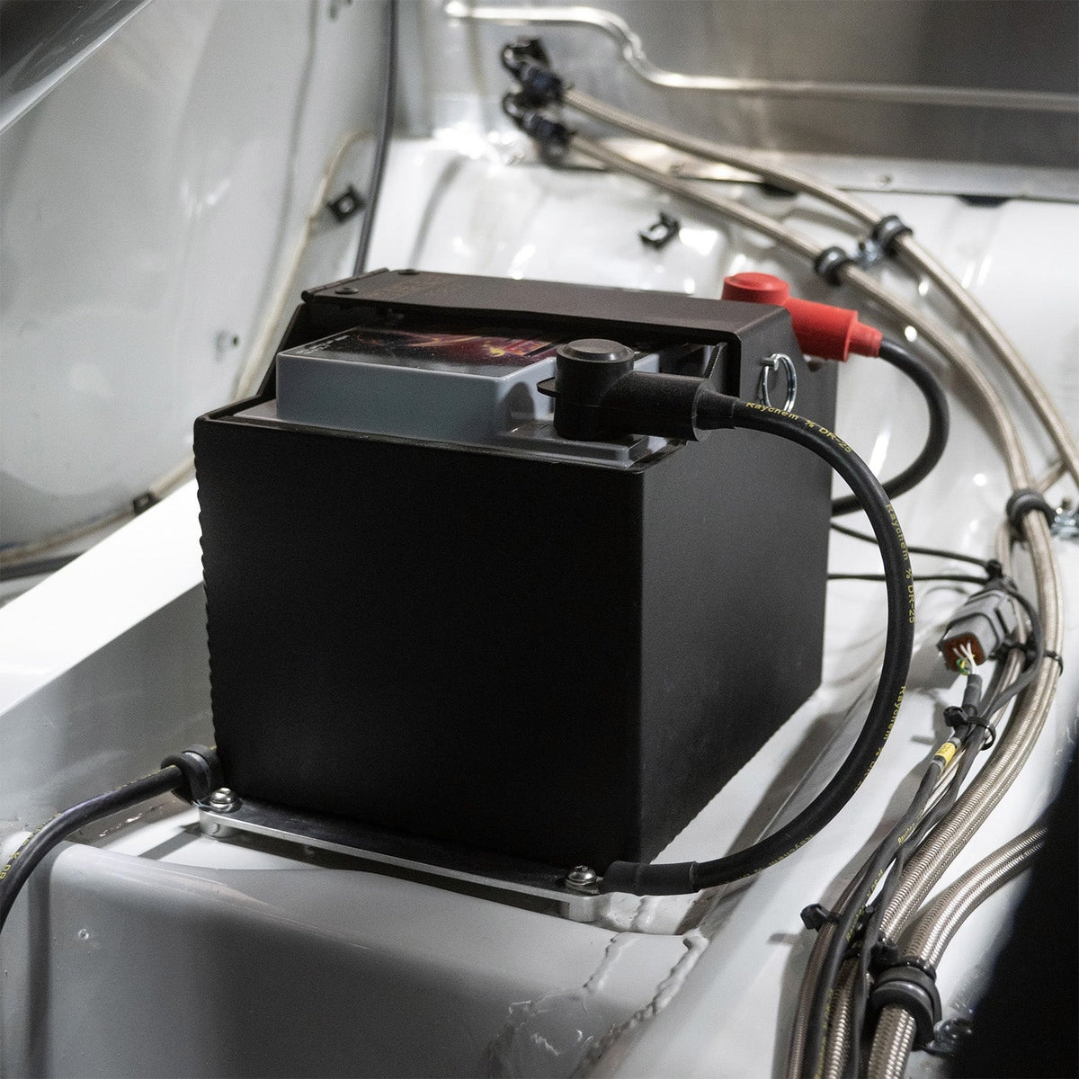 Mele Design - MeLe 1200 Series Rally Spec Battery Mount (Ver. A) by Mele Design - detail view