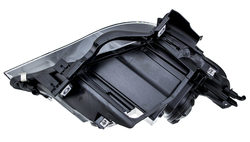 Hella 2004-2007 BMW 525i Halogen Headlight Assembly - 008673111