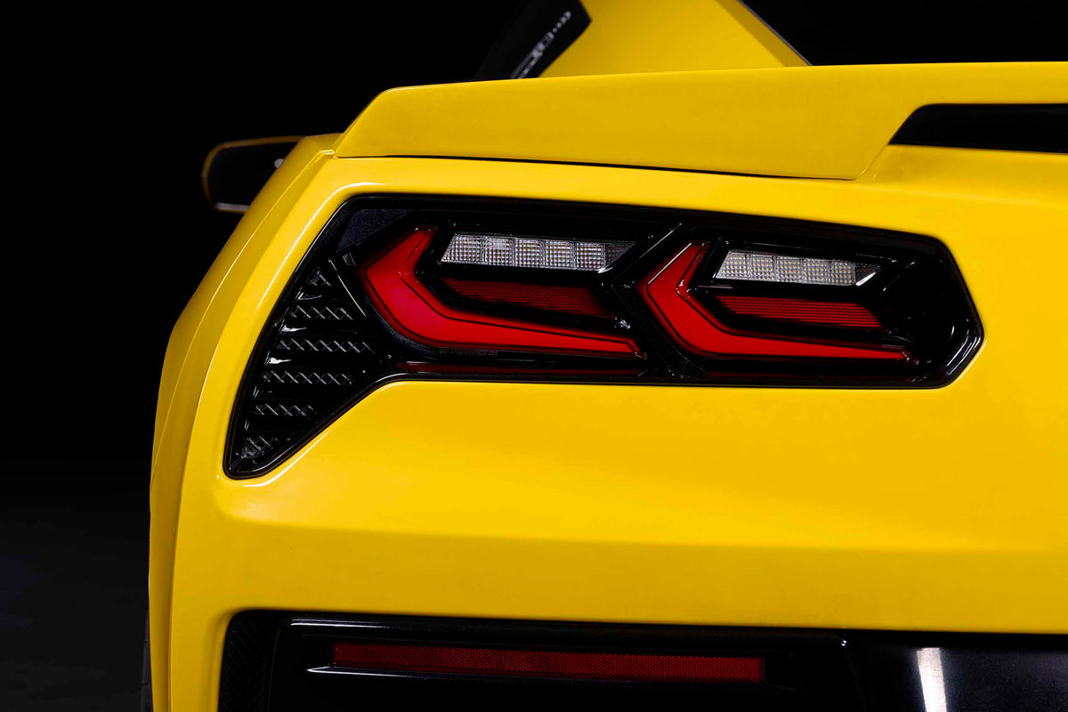 Morimoto - C7 Corvette Gen1 Heads & Tails (Red)