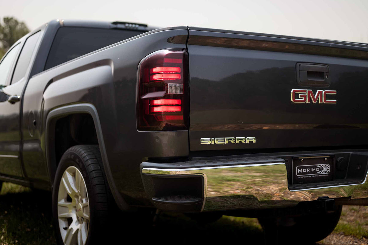 Morimoto - 2014-2018 Sierra 1500 Heads & Tails (Red)