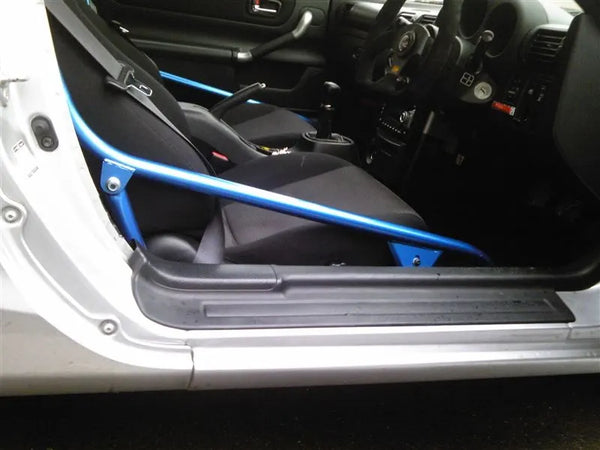 Cusco PILLARSide Bar MRS - 157 495 A for 2000-2005 Toyota MR2 - front view
