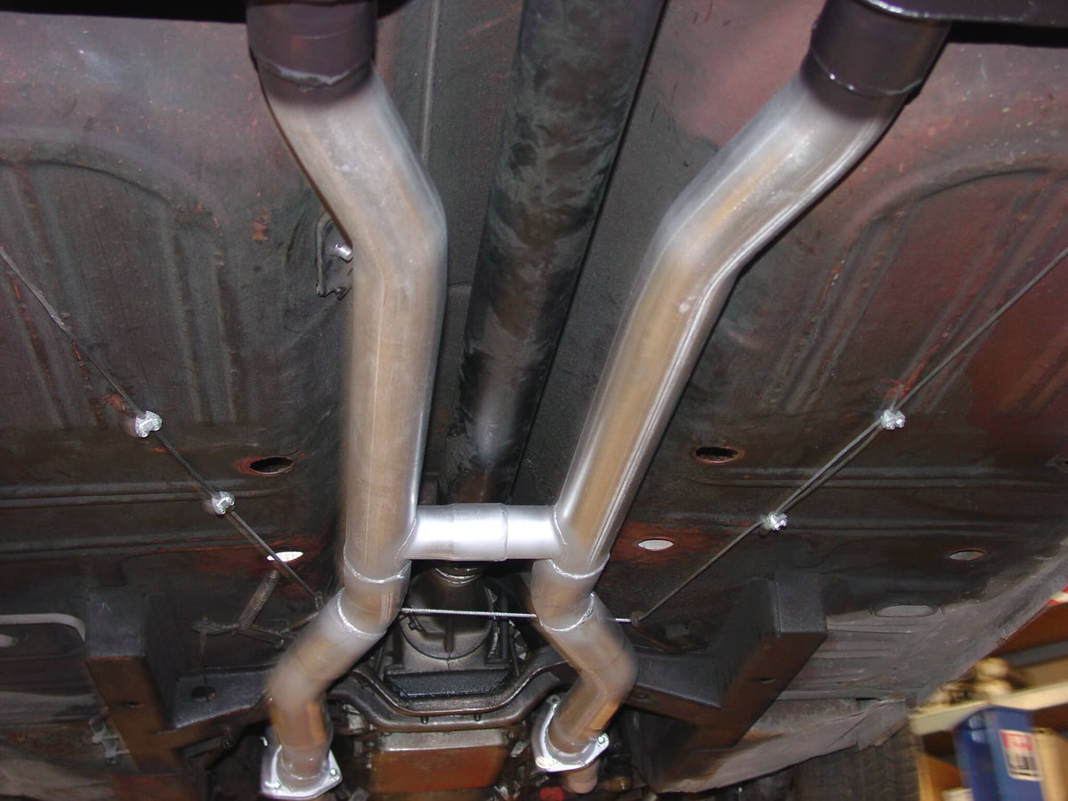 Flowmaster American Thunder Crossmember-Back Exhaust System 17281