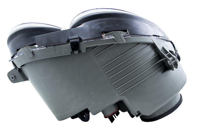 Hella 2003-2006 Mercedes-Benz C55 AMG AMG Halogen Headlight Assembly - 007988351