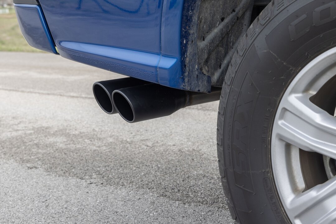 Flowmaster Flow FX Cat-Back Exhaust System 717997