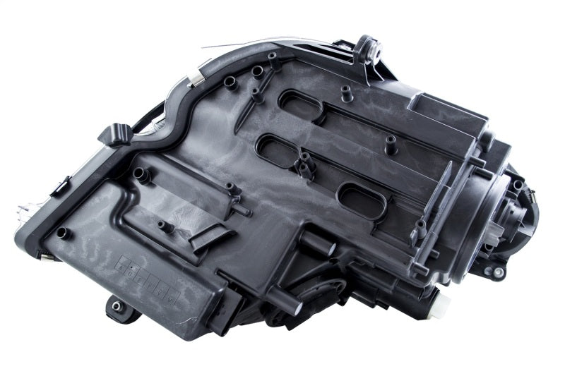 Hella 2006-2011 Mercedes-Benz CLS500 Halogen Headlight Assembly - 008821051