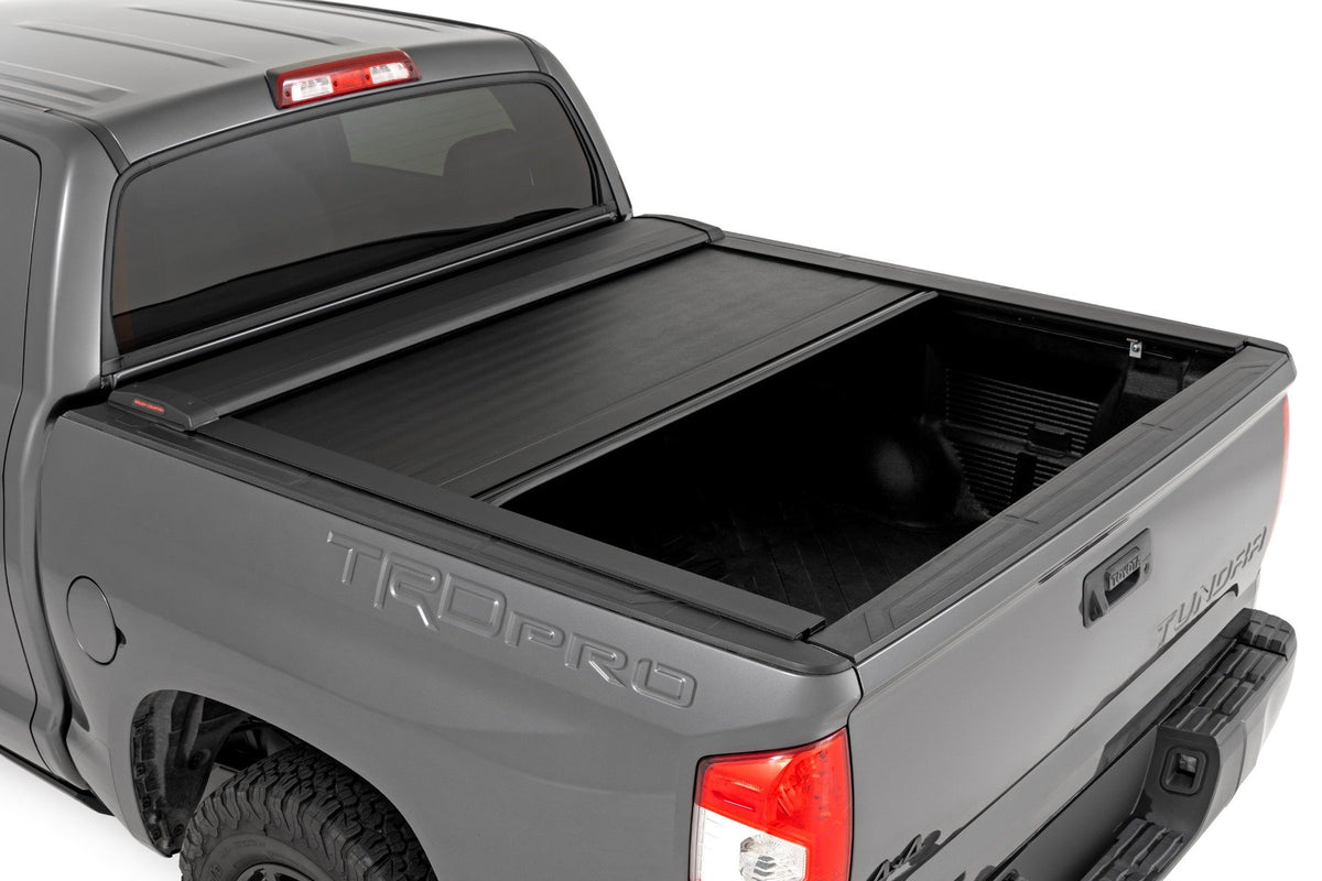Retractable Bed Cover | 5&#39;7&quot; Bed | Toyota Tundra 2WD/4WD (2007-2021)