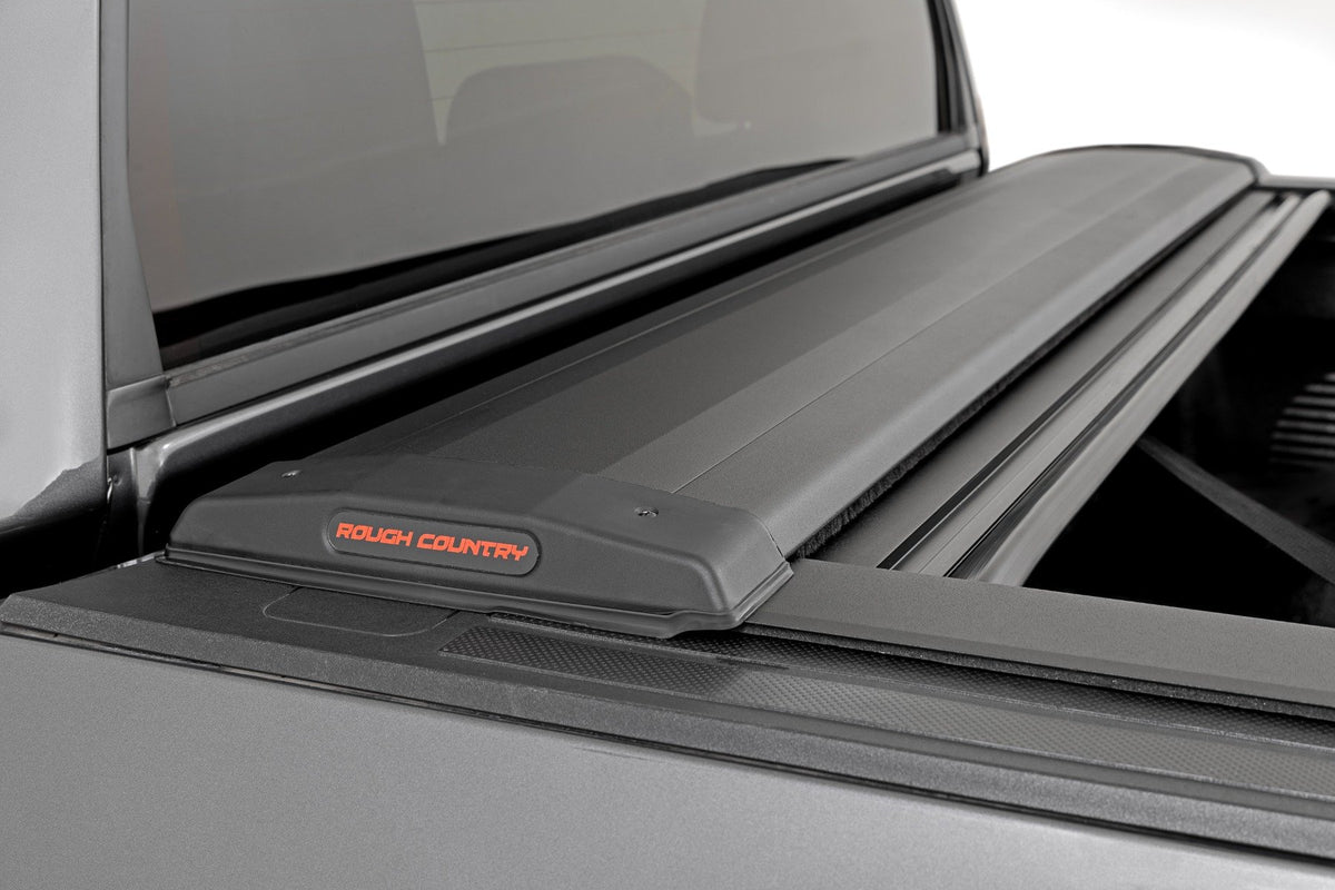 Retractable Bed Cover | 5&#39;7&quot; Bed | Toyota Tundra 2WD/4WD (2007-2021)