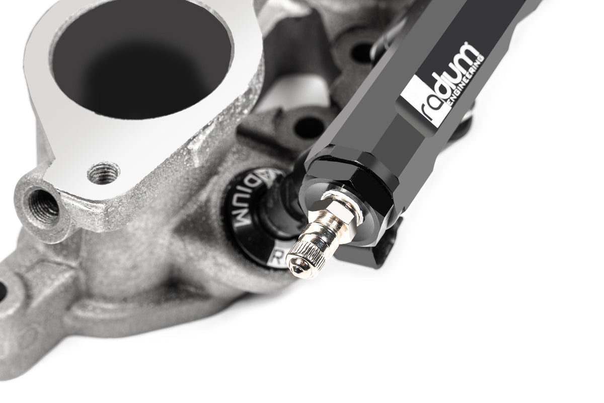 Radium Engineering Fuel Pressure Test Kit - 20-0392 - close-up view