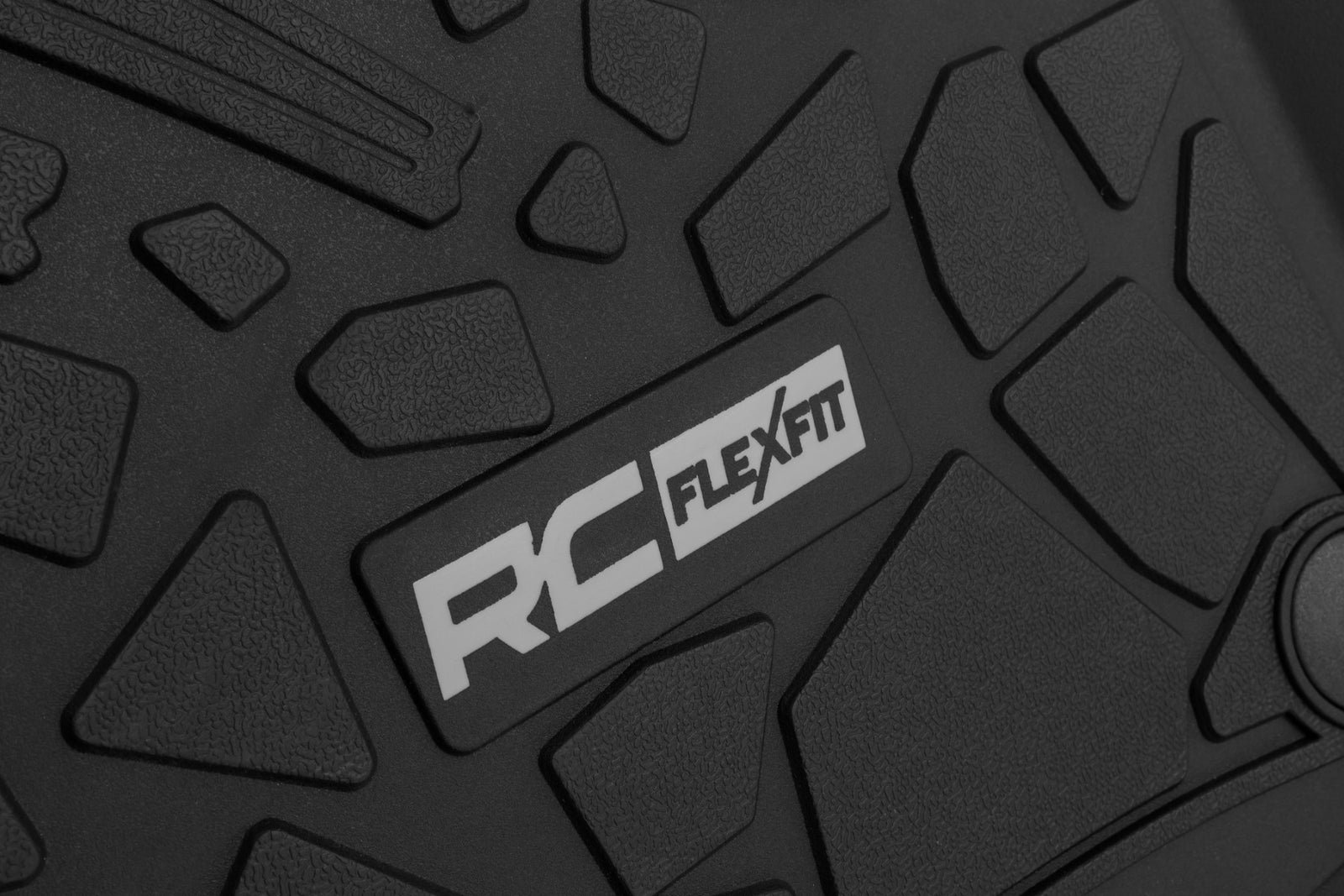 20-24_gladiator_jt_flex-fit_floor_mat_-ff-61501.jpg