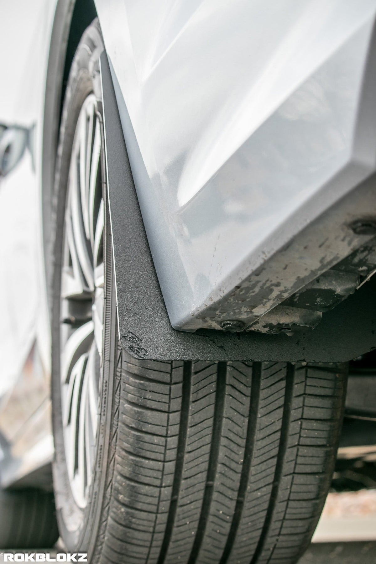 RokBlokz - Subaru Legacy 2015-2019 Splash Guards
