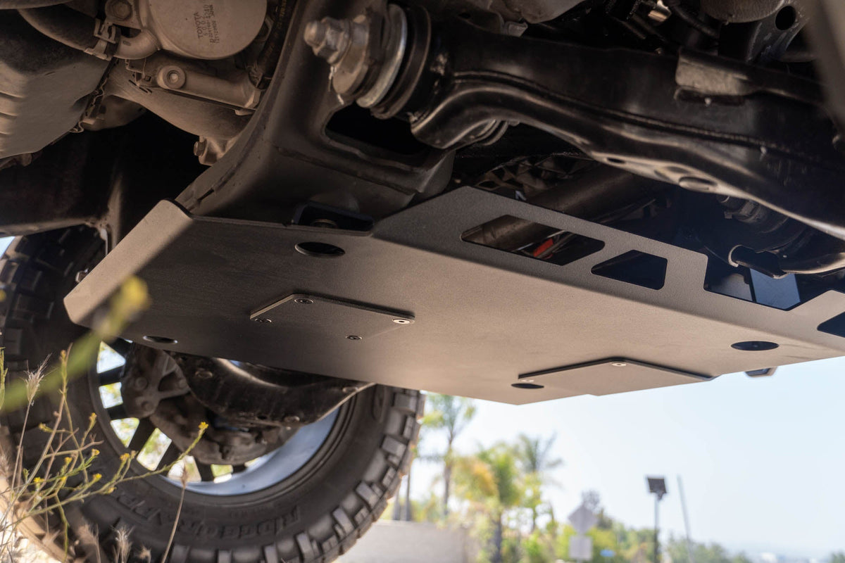 DV8 Offroad - 2016-2023 Toyota Tacoma | Front Skid Plate - SPTT1-04