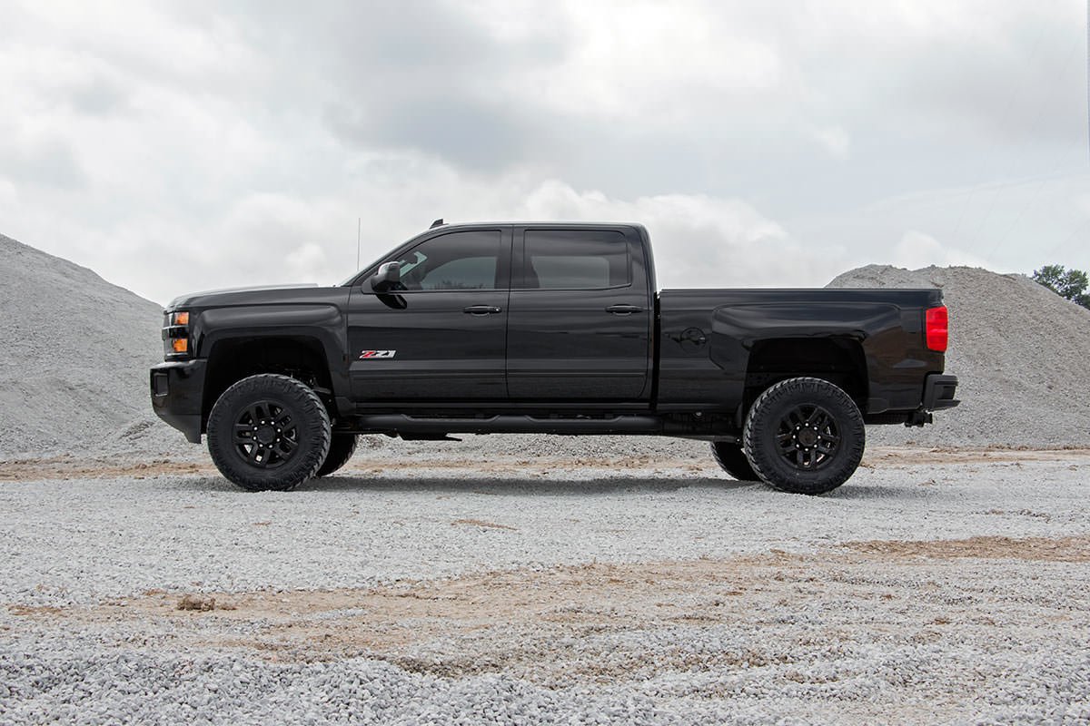 Rough Country - 3.5 Inch Lift Kit - V2 - w/ Overloads - Chevy/GMC 2500HD/3500HD (11-19) - 97570RED by Rough Country - close-u