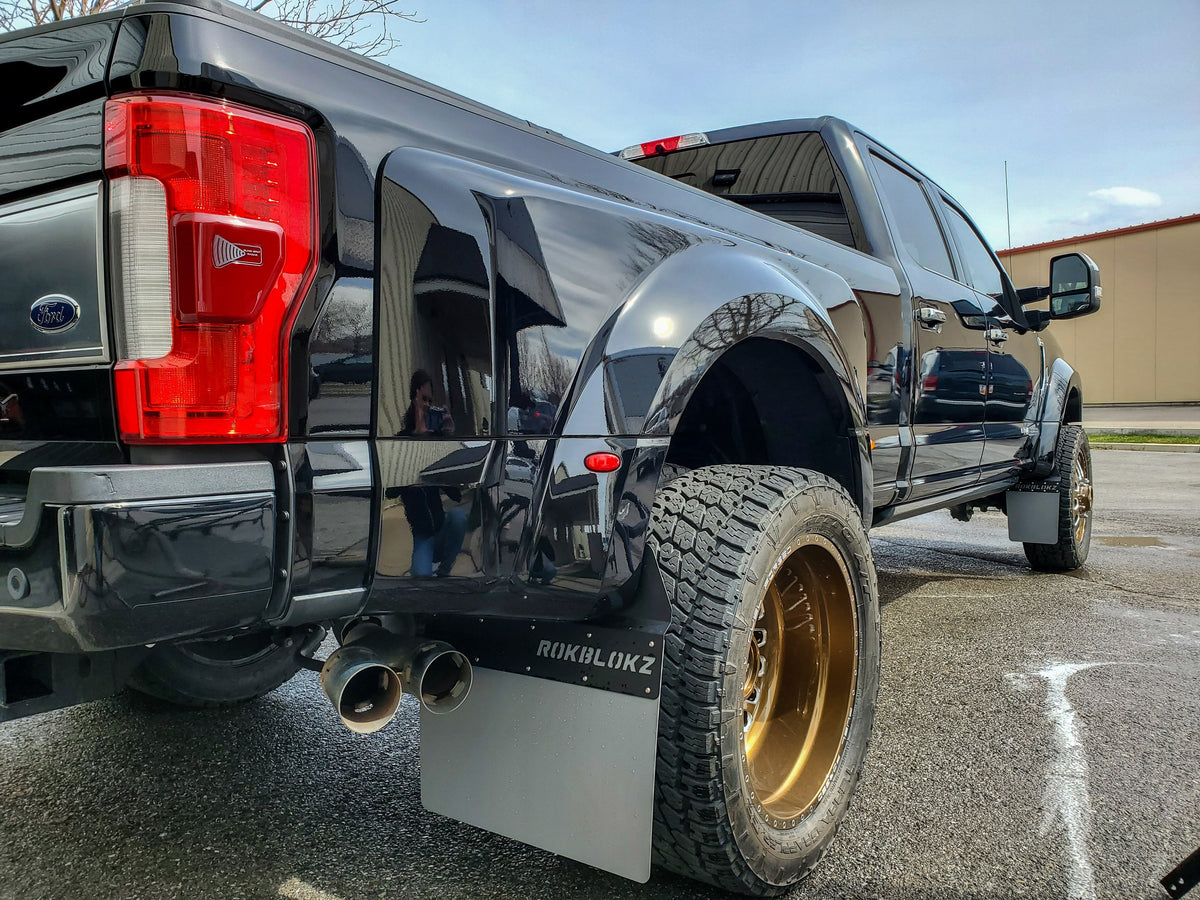 2017 F-450 Platimun level kit, 20&quot; wheels, 35&quot; tires ft. Rokblokz step back Flaps in XL