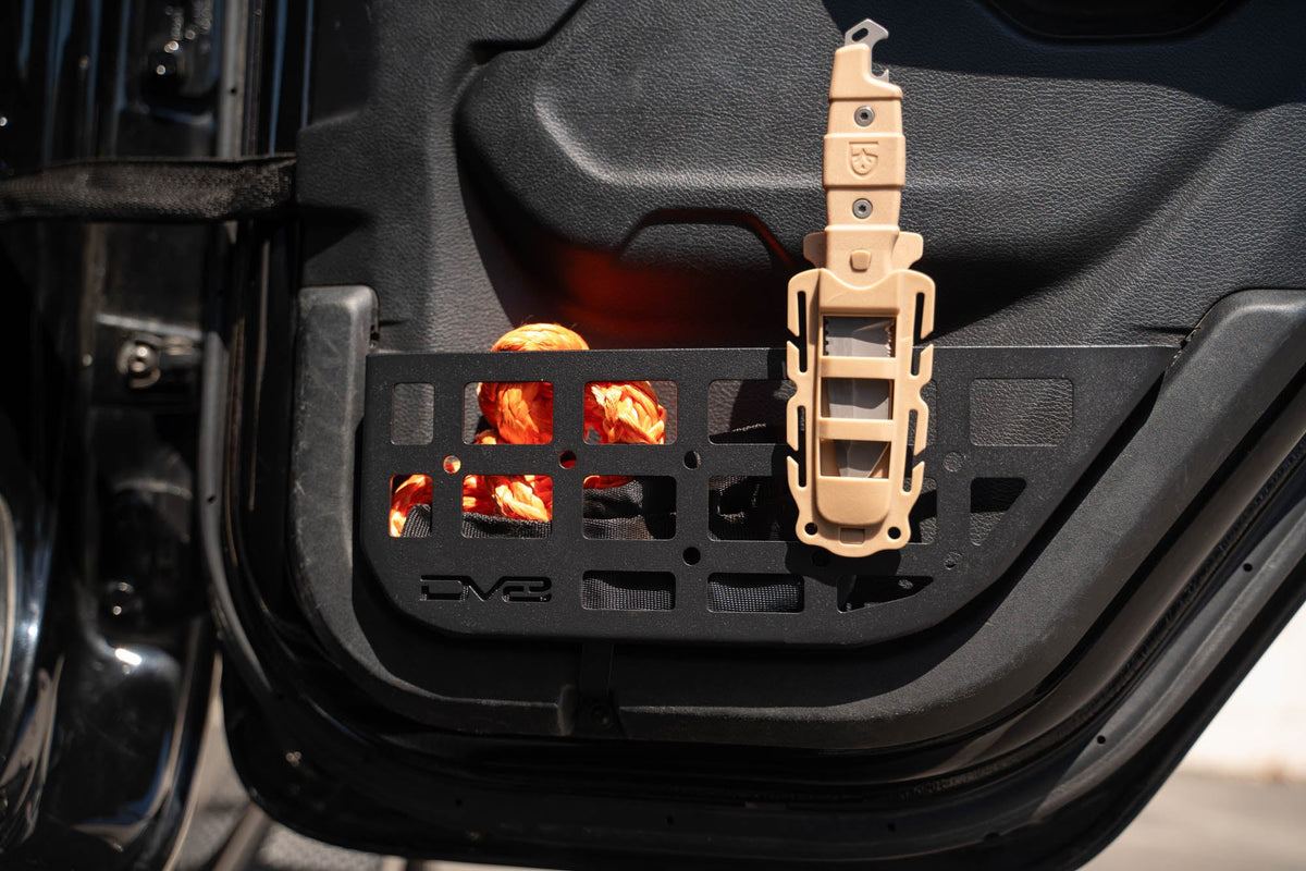 DV8 Offroad - 2018-2026 Jeep Wrangler JL & 2020-2026 Gladiator JT | Slim Rear Door Molle Pockets - MPJL-08