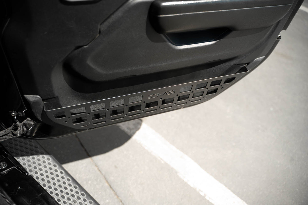 DV8 Offroad - 2018-2026 Jeep Wrangler JL & 2020-2026 Gladiator JT | Slim Front Door Molle Pockets - MPJL-07