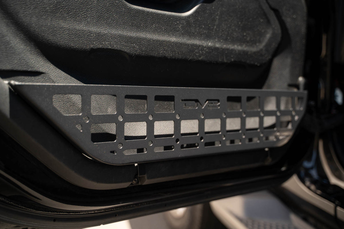 DV8 Offroad - 2018-2026 Jeep Wrangler JL & 2020-2026 Gladiator JT | Slim Front Door Molle Pockets - MPJL-07