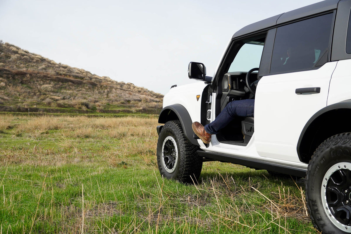 DV8 Offroad - 2021-2026 Ford Bronco | Foot Pegs - STBR-01