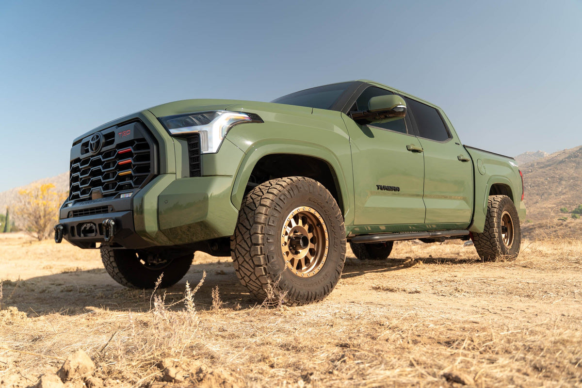 DV8 Offroad - 2022-2026 Toyota Tundra Crew Max | OE Plus Side Steps - SRTT2-01
