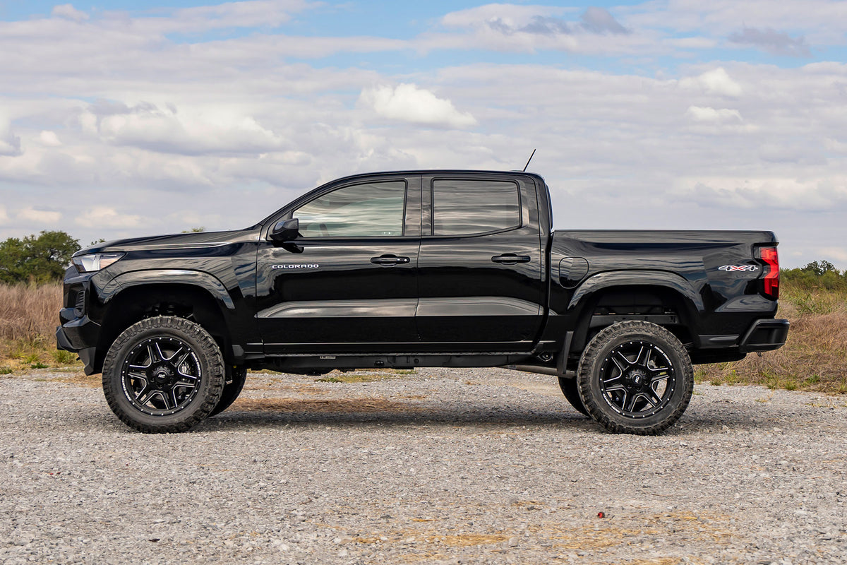 Rough Country - 4 Inch Lift Kit - N3 Struts - Chevy/GMC Canyon/Colorado 4WD (2023-2024) - 13231 for 2023-2024 Chevrolet Color
