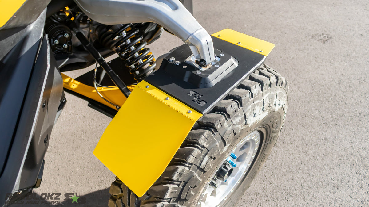 Close-up of Rokblokz Maverick R knuckle fender showing fitment and coverage