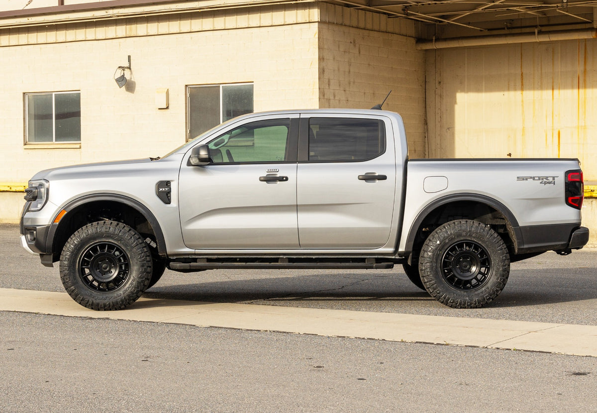 ReadyLift - 1.5'' Leveling Kit - 66-24200
