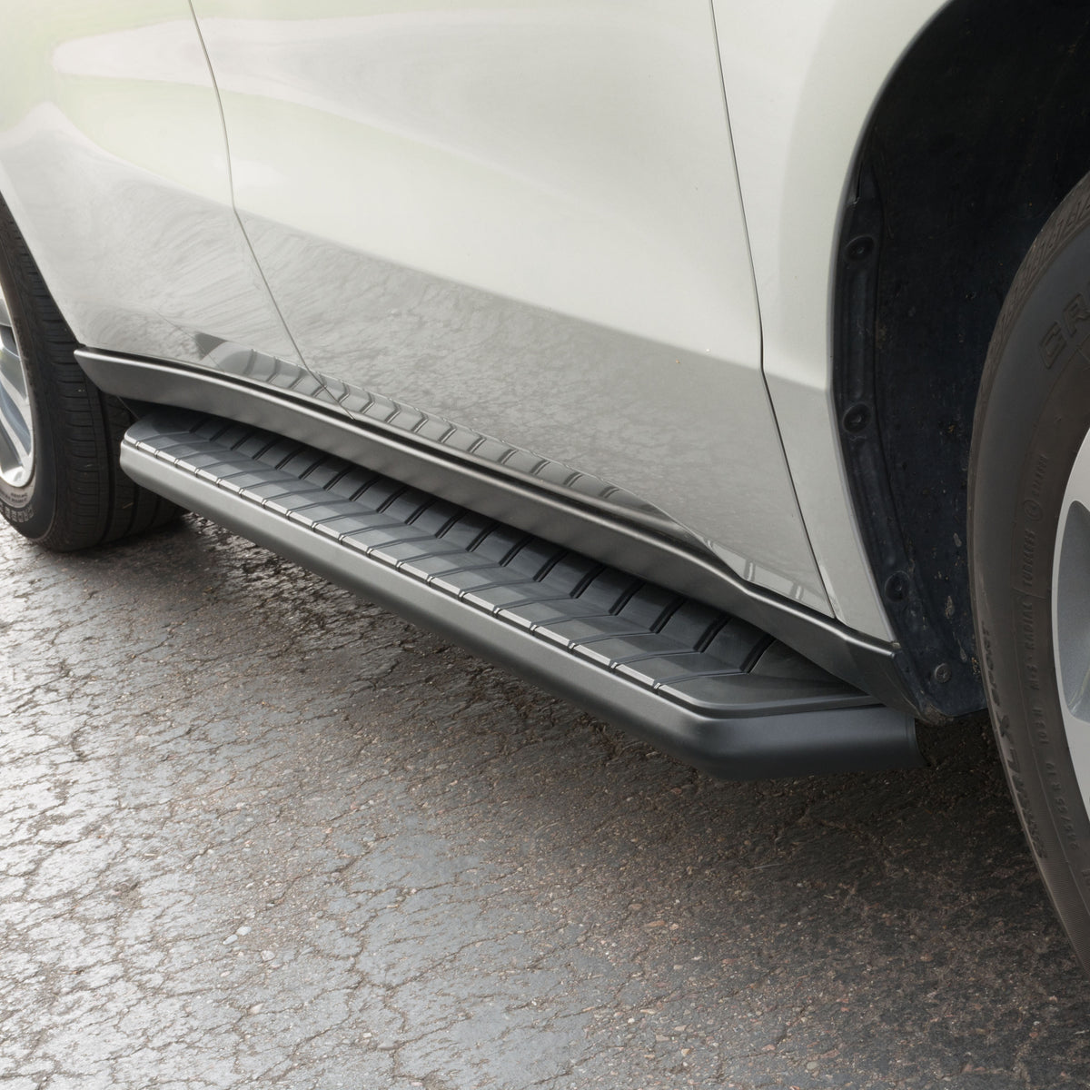 ARIES 2051970 AeroTread 5" x 70" Black Stainless Running Boards (No Brackets)