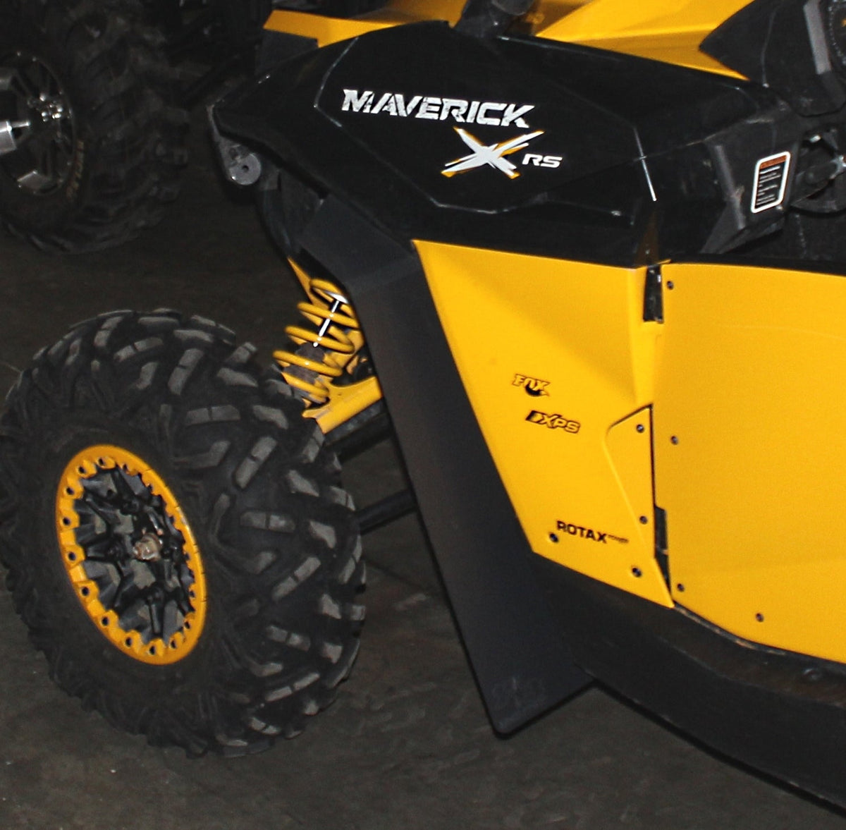 RokBlokz CAN-AM MAVERICK, MAVERICK MAX Mud Flaps F&R