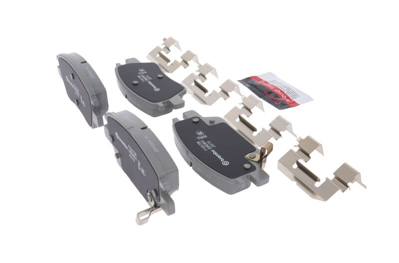 Brembo 16-19 Chevrolet Cruze/ Chevrolet Bolt EV/ Chevrolet Volt Front NAO Brake Pad - P10073N
