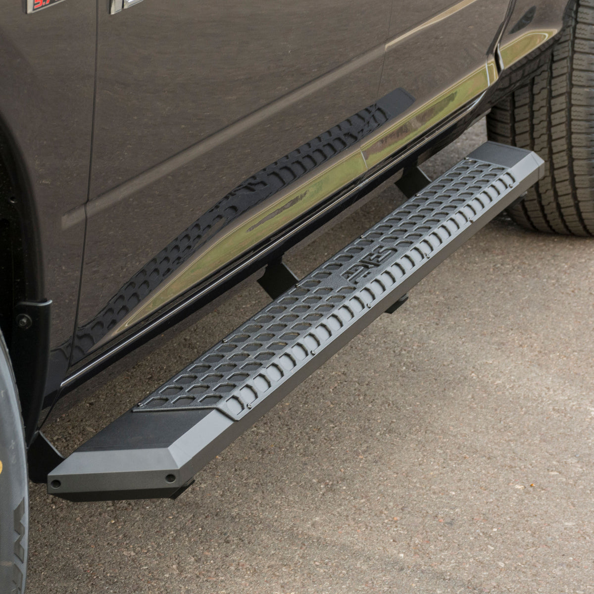 ARIES 2556005 AdvantEDGE Black Aluminum 75-Inch Truck Running Boards, Select Dodge, Ram 1500