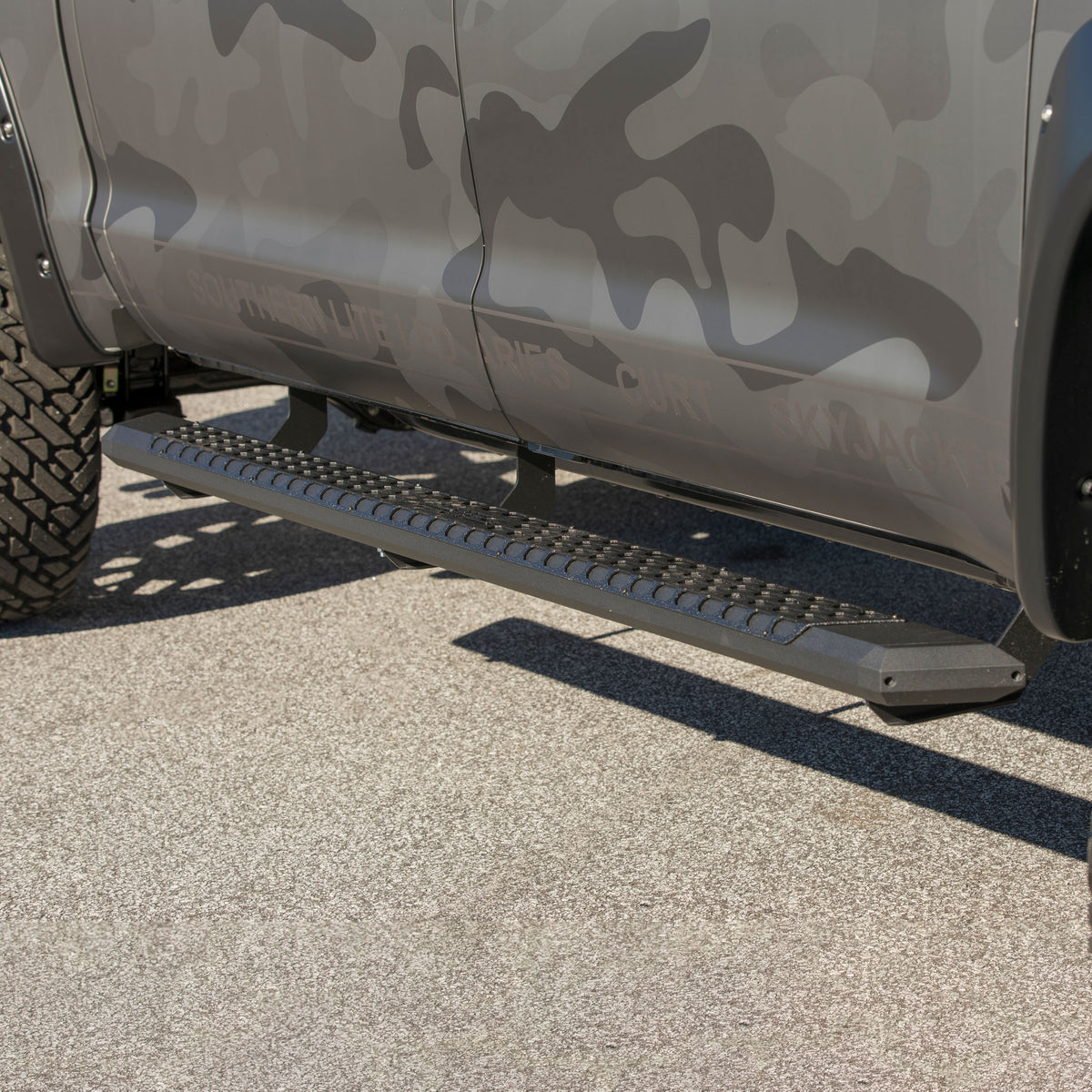 ARIES 2556019 AdvantEDGE Black Aluminum 85-Inch Truck Running Boards, Select Toyota Tundra
