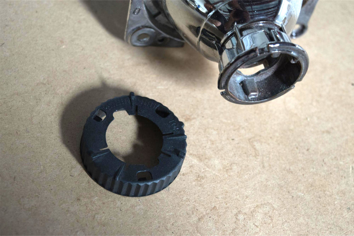 Morimoto - Bulb Retainer Ring: Hella (D1S) - A170