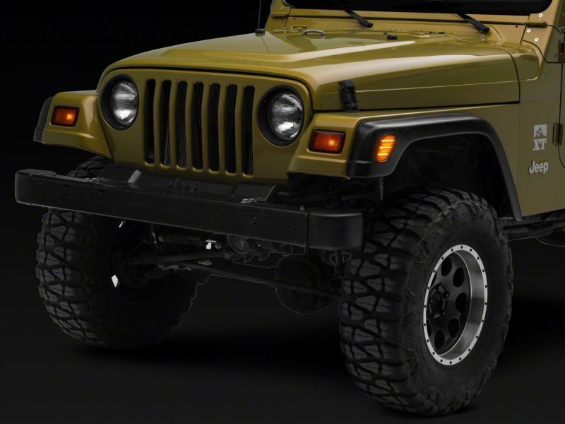 Raxiom 97-06 Jeep Wrangler TJ Axial Series LED Side Marker Lamps- Clear - J166835