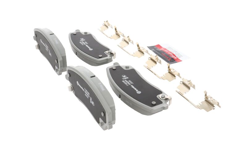 Brembo 05-08 Chrysler 300/ Dodge Charger/Challenger/Magnum Front NAO Brake Pad - P18034N
