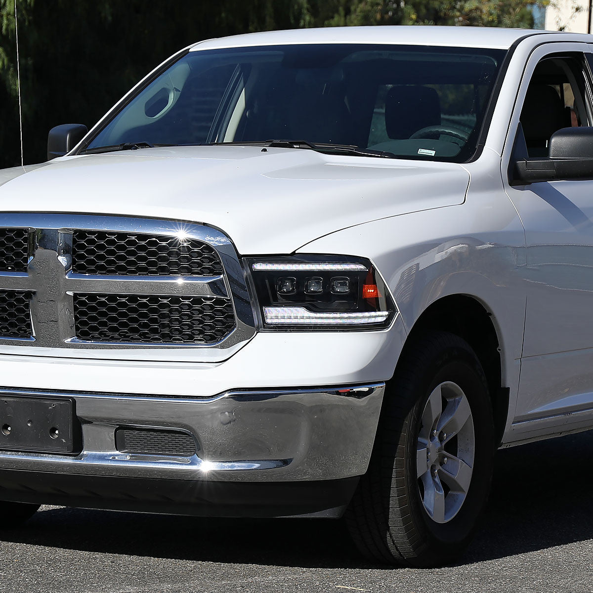 Spec-D Tuning - 2009-2018 Dodge RAM 1500 / 2019 RAM Classic / 2010-2018 RAM 2500 3500 Switchback Sequential Full LED Projector Headlights (Matte Black Housing/Clear Lens) - 2LHE-RAM09JM-SQ-RS