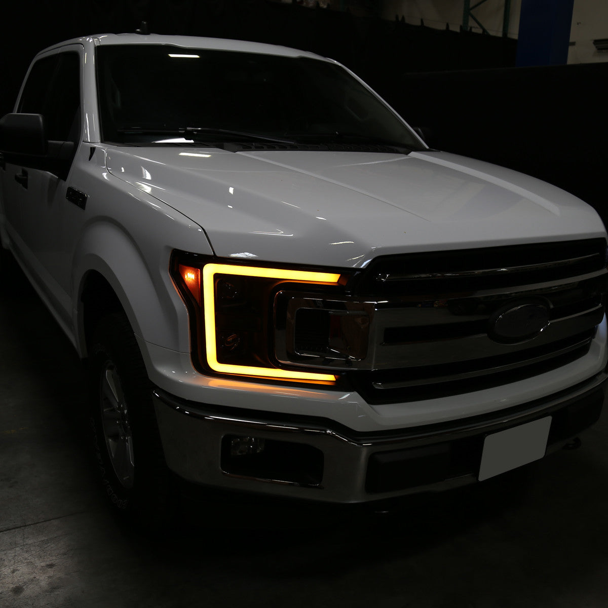 Spec-D Tuning - 2018-2020 Ford F-150 LED C-Bar Projector Headlights w/ Switchback Sequential Turn Signal Lights (Matte Black Housing / Clear Lens) - 2LHP-F15018JM-SQ-RS