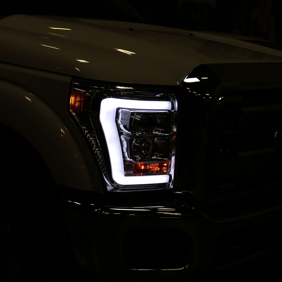 Spec-D Tuning - 2011-2016 F-250/F-350/F-450/F-550 LED C-Bar Projector Headlights (Chrome Housing/Clear Lens) - 2LHP-F25011-TM