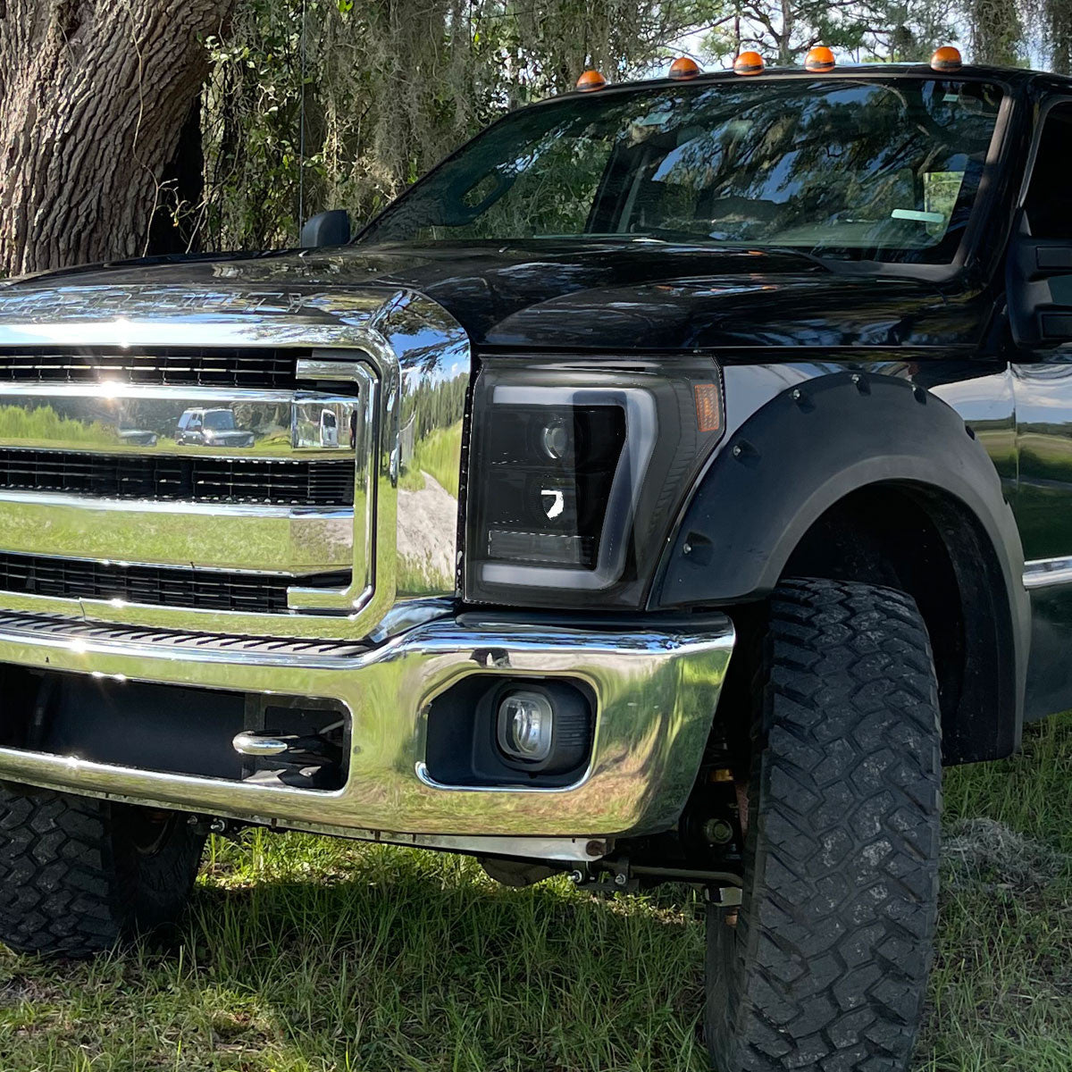 Spec-D Tuning - 2011-2016 F-250/F-350/F-450/F-550 LED C-Bar Projector Headlights (Jet Black Housing/Clear Lens) - 2LHP-F25011BK-TM