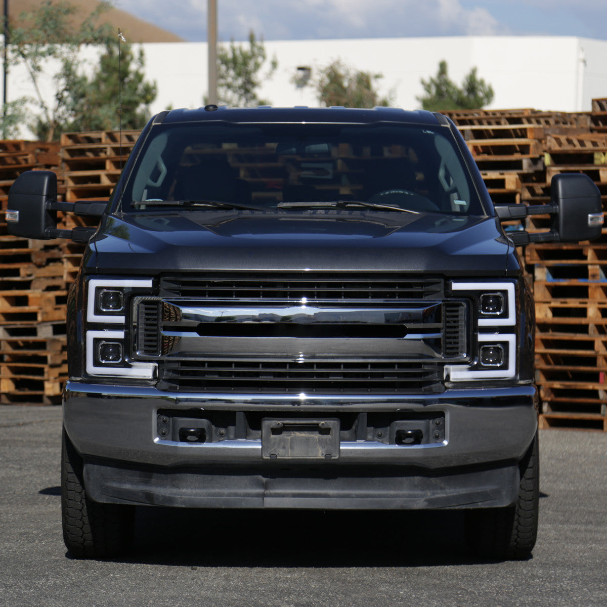 Spec-D Tuning - 2017-2019 Ford F-250 F-350 F-450 F-550 LED C-Bar Projector Headlights w/ Switchback Sequential Turn Signals (Black Housing/Clear Lens) - 2LHP-F25017JM-SQ-RS