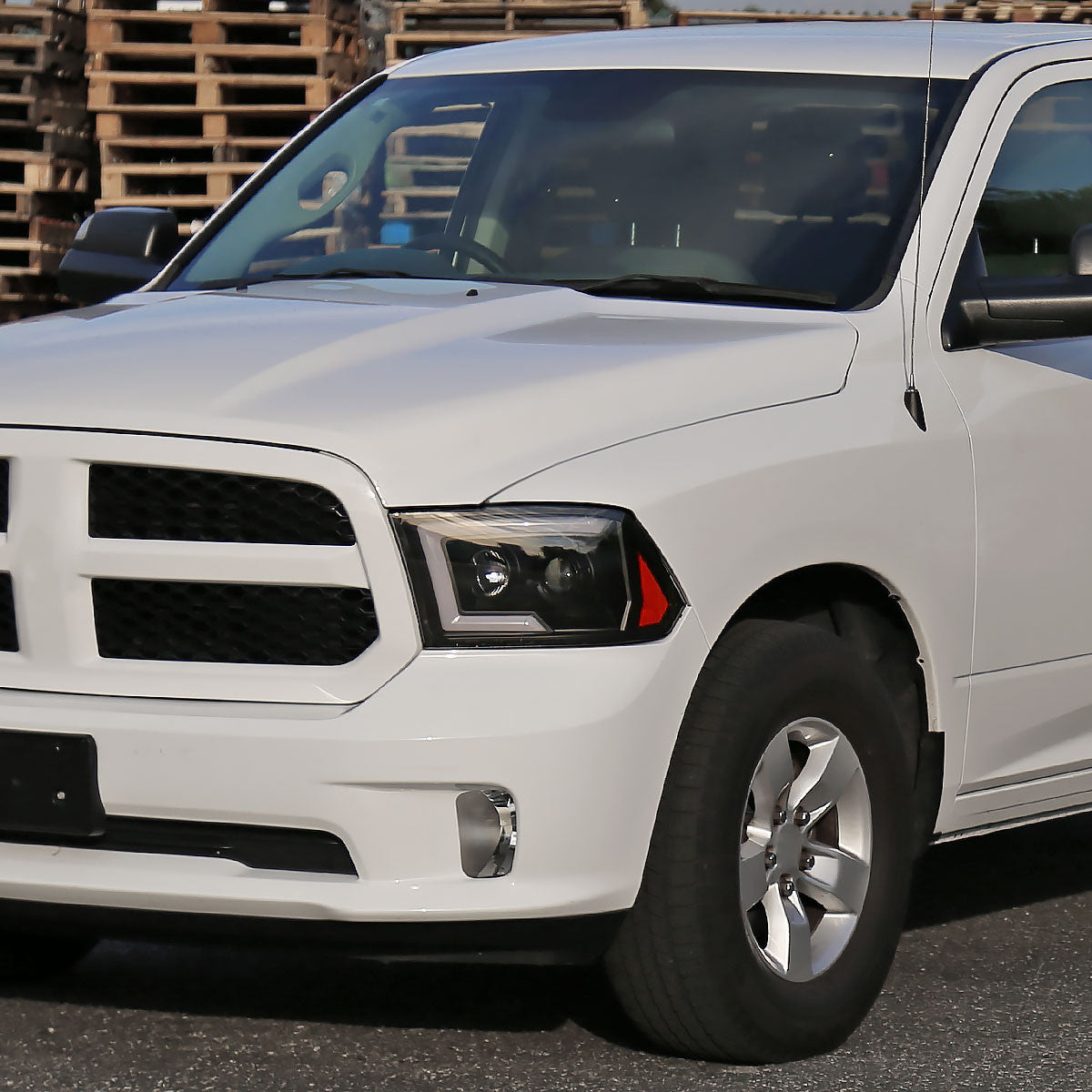 Spec-D Tuning - 2009-2018 Dodge RAM 1500 / 2019-2021 RAM Classic/ 2010-2018 RAM 2500 3500 Switchback Sequential LED C-Bar Projector Headlights (Matte Black Housing/Clear Lens) - 2LHP-RAM09JM-SQ-RS