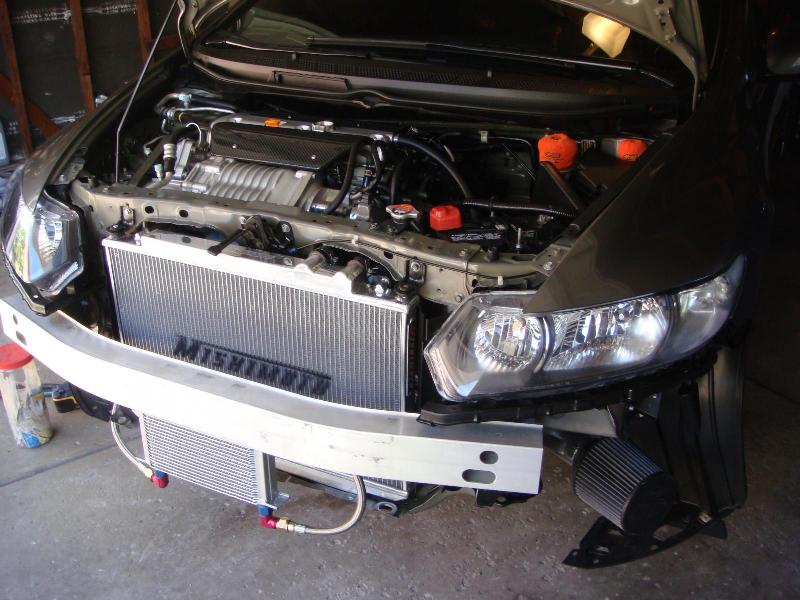 Mishimoto 06+ Honda Civic SI Manual Aluminum Radiator - MMRAD-CIV-06SI for 2006-2011 Honda Civic - installed view