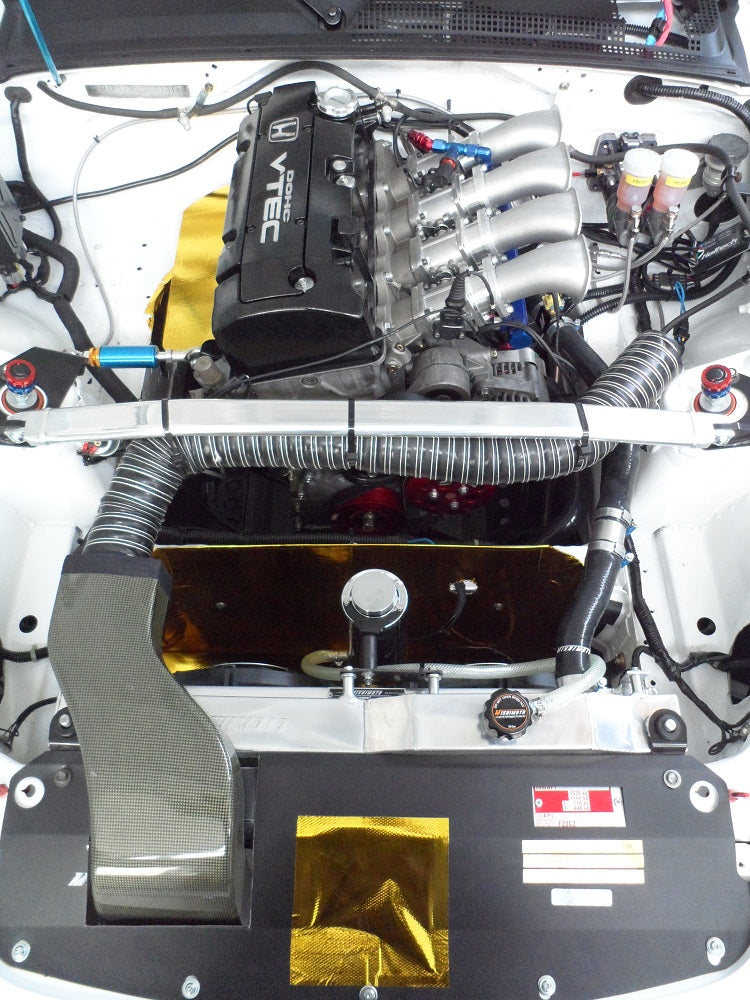 Mishimoto 00-09 Honda S2000 Manual Aluminum Radiator - MMRAD-S2K-00 for 2000-2009 Honda S2000 - detail view