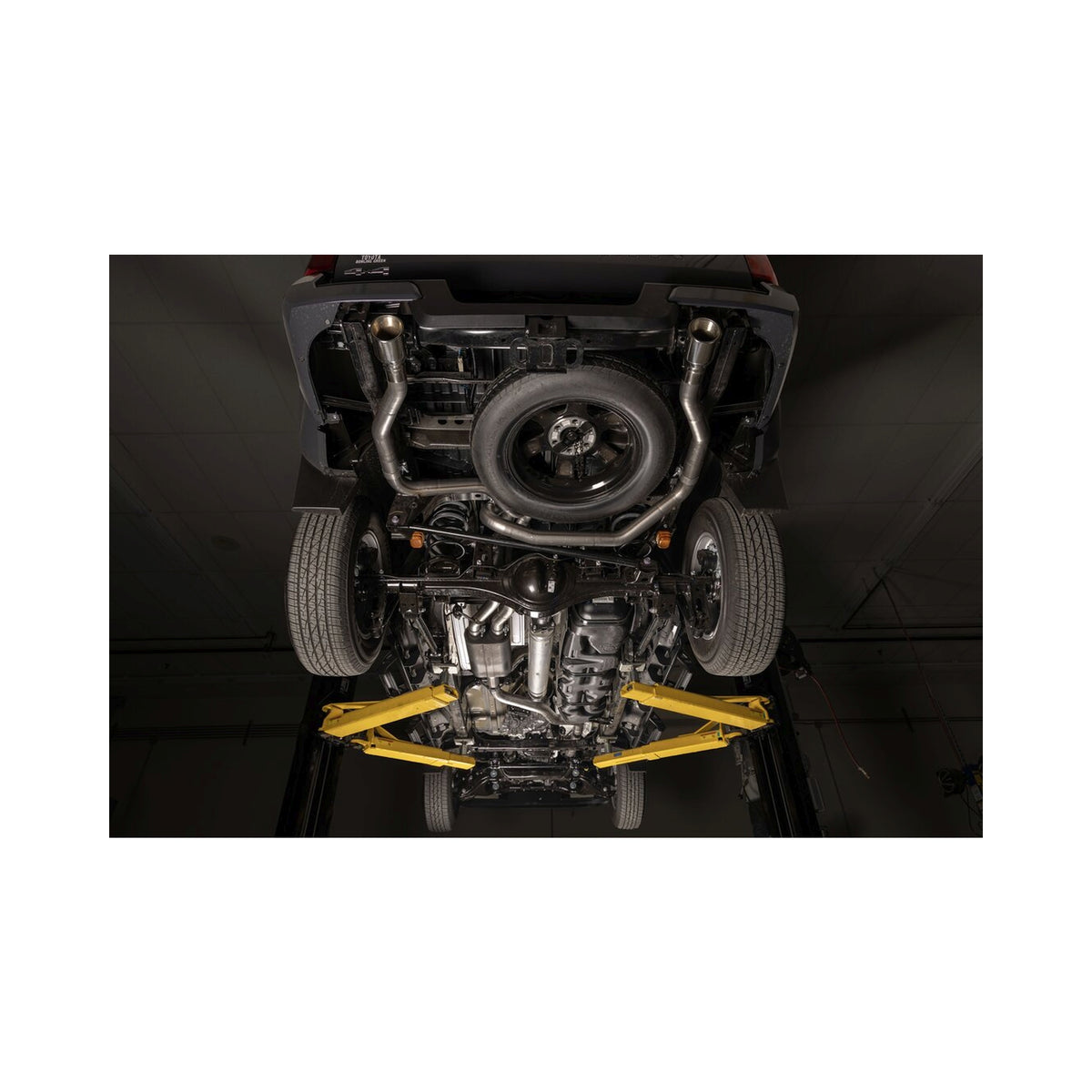 Flowmaster American Thunder Cat-Back Exhaust System 818176