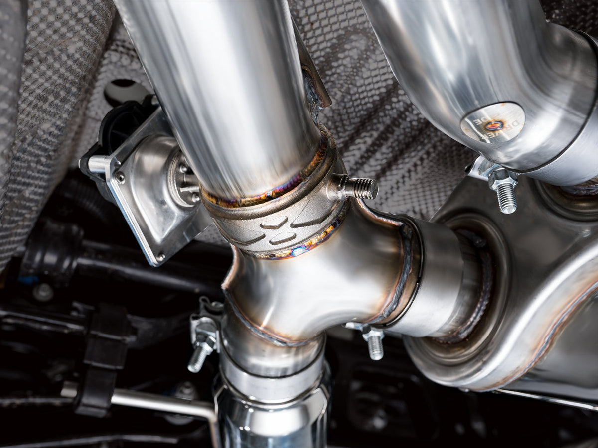 AWE 22-26 Cadillac CT5-V Blackwing SwitchPath Exhaust - Chrome Silver Tips - 3025-42562 for 2022-2026 Cadillac CT5 - detail v