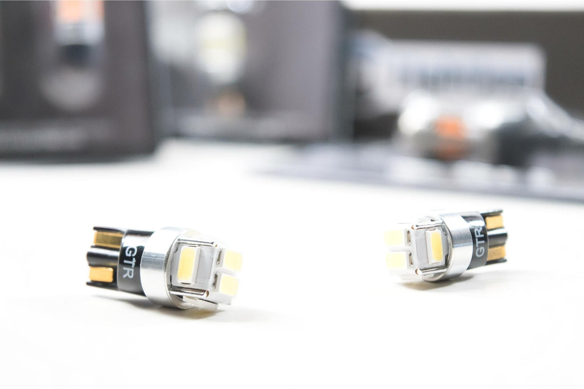 T10/194: GTR 6-Chip Canbus LED (Red)