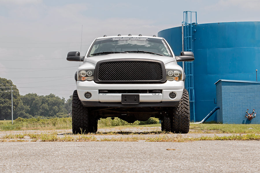 Rough Country - 3 Inch Lift Kit - M1 - Ram 2500 4WD (2010-2013) - 34340 for 2003-2010 Dodge Ram 2500 - angle view